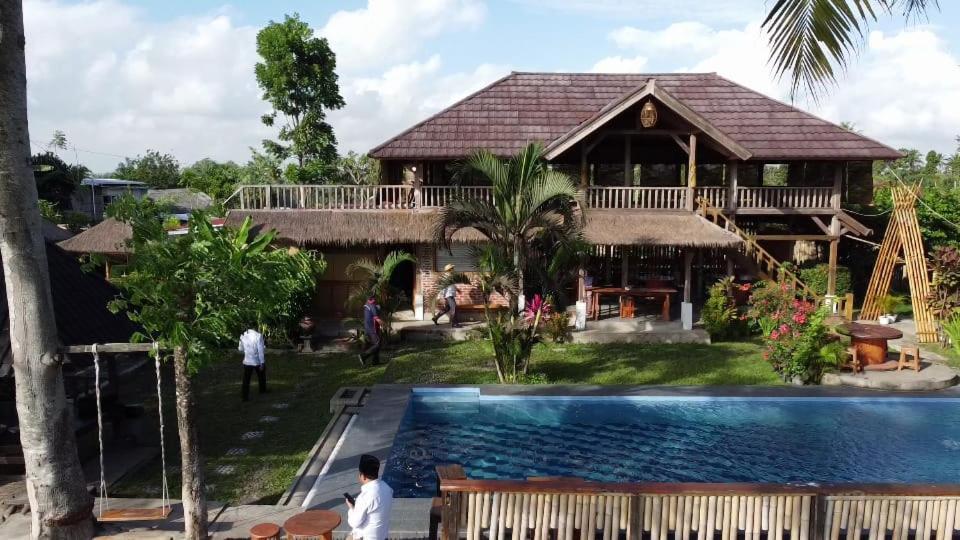 Peraja Bungalows Loyok Sangyang Kültér fotó