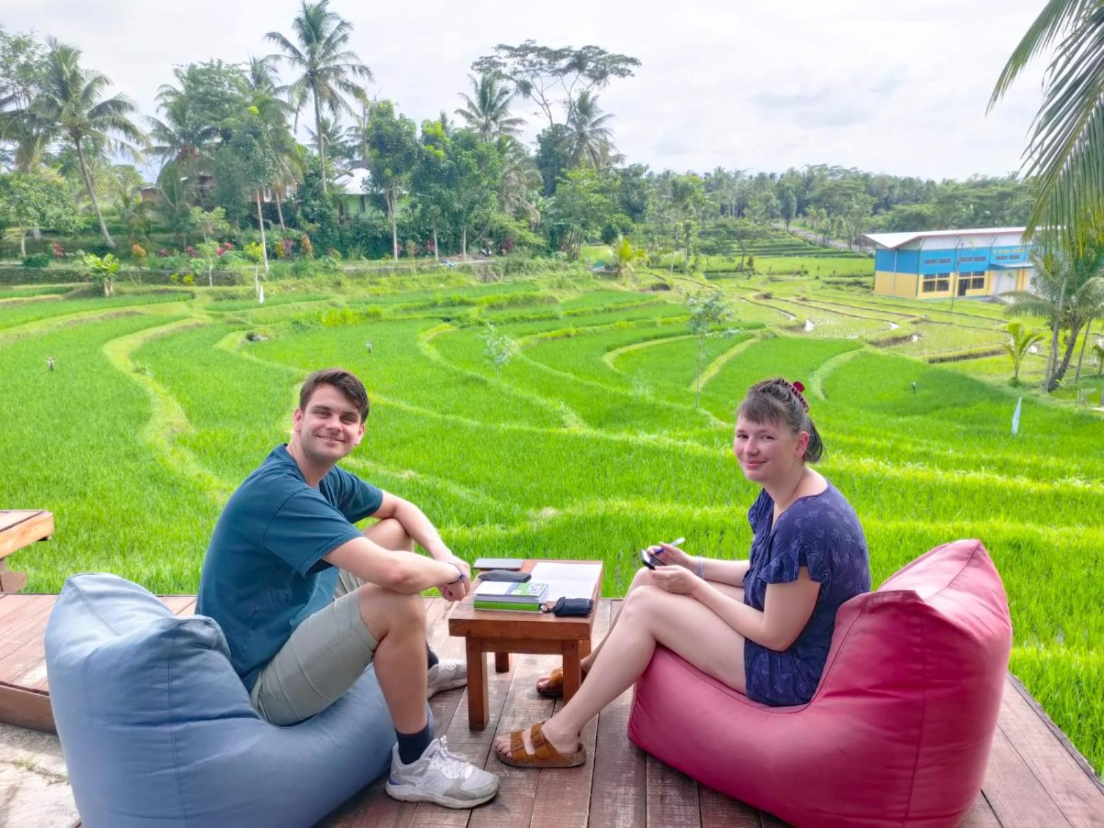 Peraja Bungalows Loyok Sangyang Szoba fotó